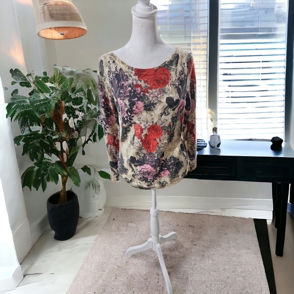 Talbots 100% Pure Merino Wool Sweater Medium Petite Red Tan Floral Long Sleeve - Picture 2 of 6